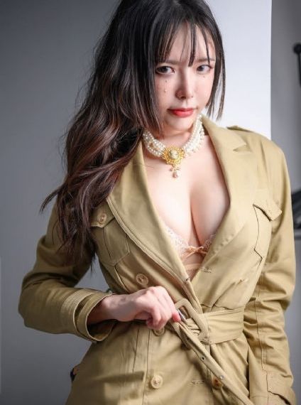 王后伞下