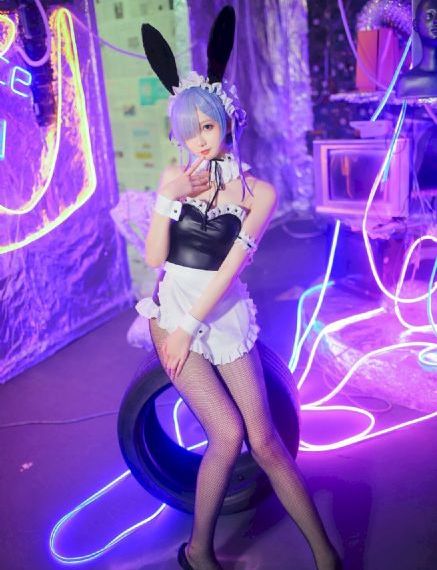 放荡的女人2伦理