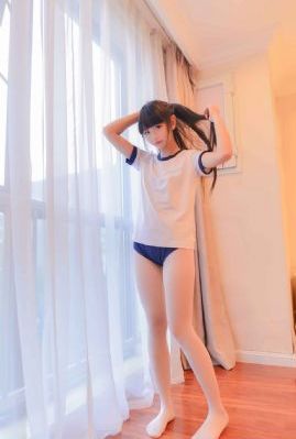宝贝把腿开大让我添添你视频